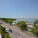 Dream Holidays In Our Flat - Beahost *