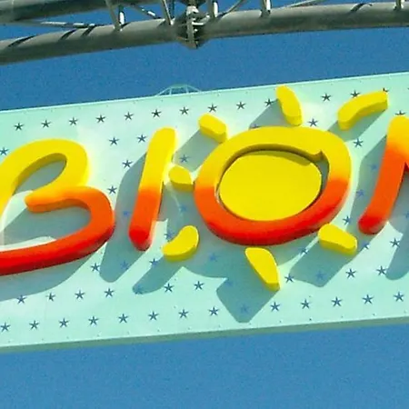 아파트 Dream Holidays In Our Flat - Beahost *